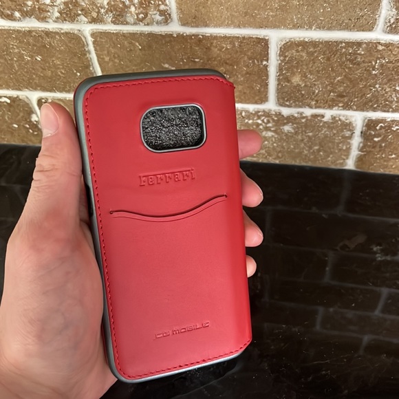 Samsung Galaxy S7 Ferrari Genuine Leather Folio Case - Picture 3 of 4